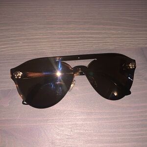 Never worn, Versace mod 2161 sunglasses.